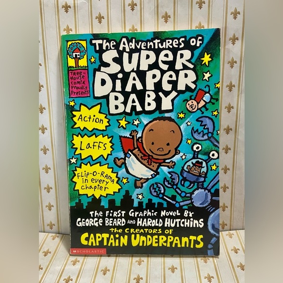 📚 3/$15 The Adventures of Super Diaper Baby Graphic Novel - Picture 1 of 5